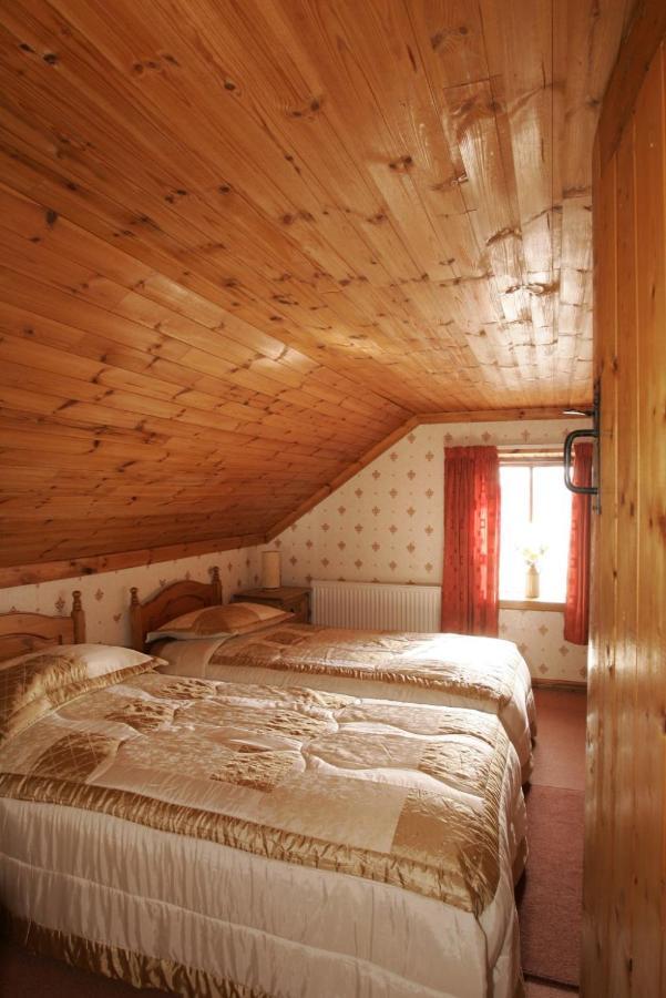 Cummins Cottages Ballycrossaun 외부 사진