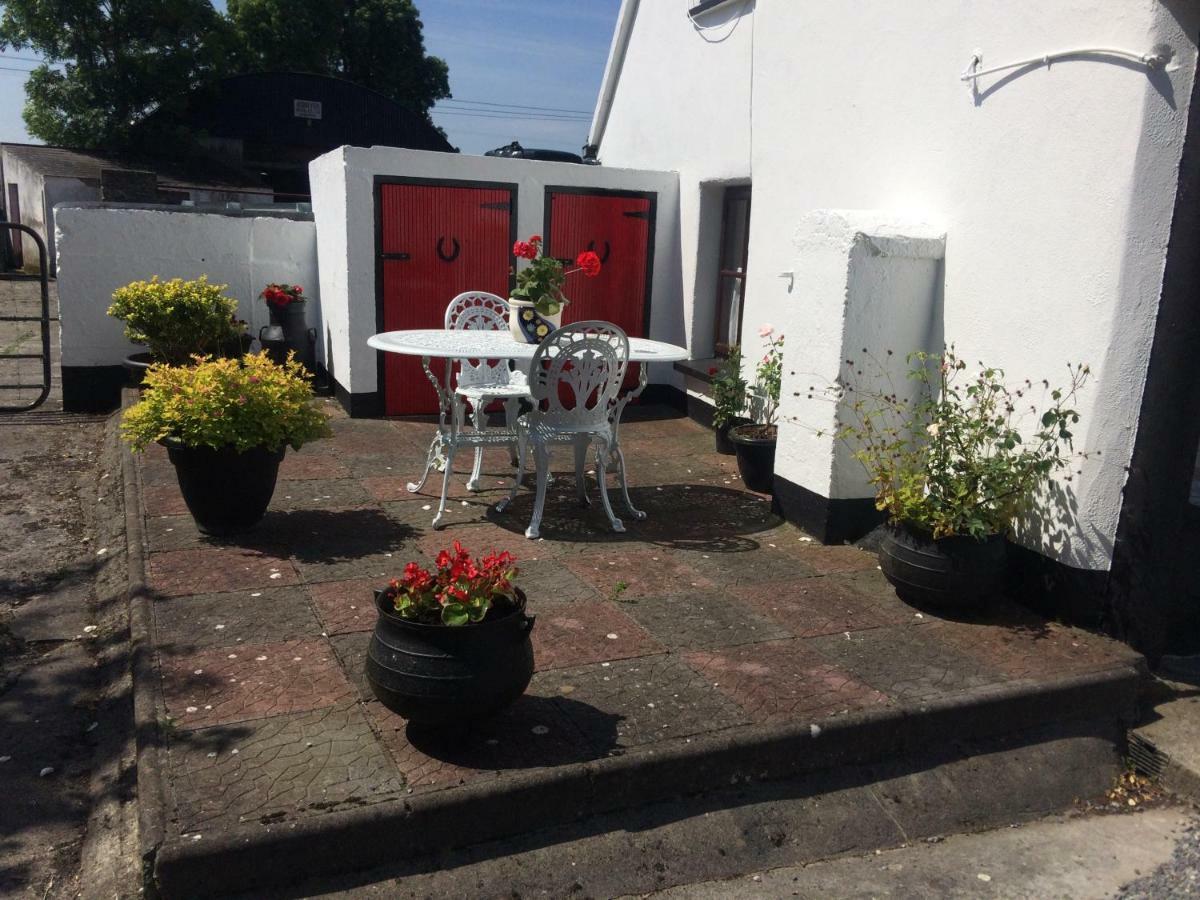 Cummins Cottages Ballycrossaun 외부 사진