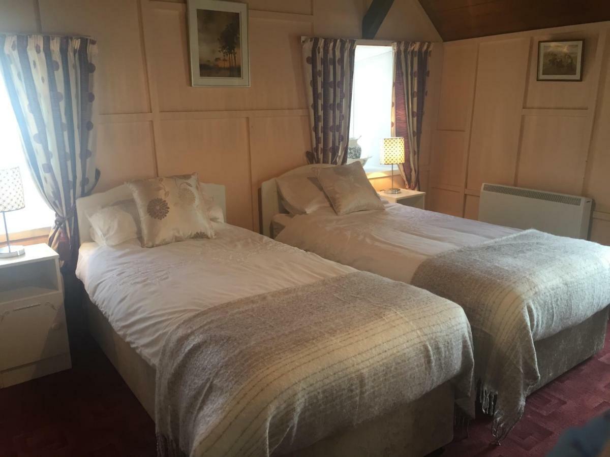Cummins Cottages Ballycrossaun 외부 사진
